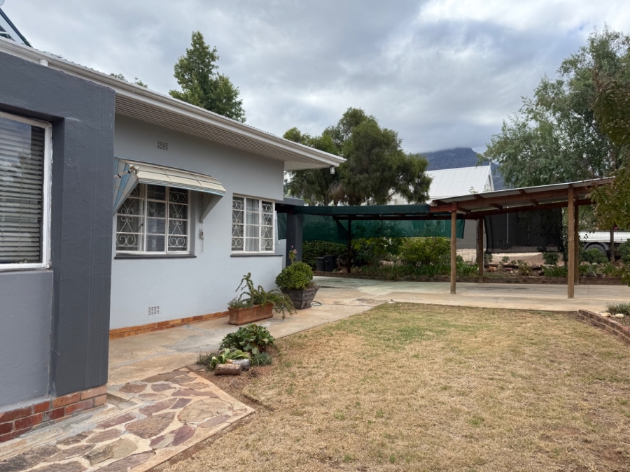 5 Bedroom Property for Sale in Ladismith Western Cape